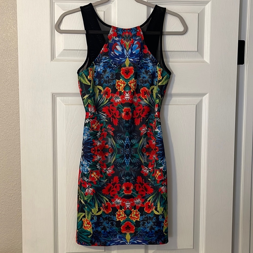 Short multicolored dress from Forever 21.